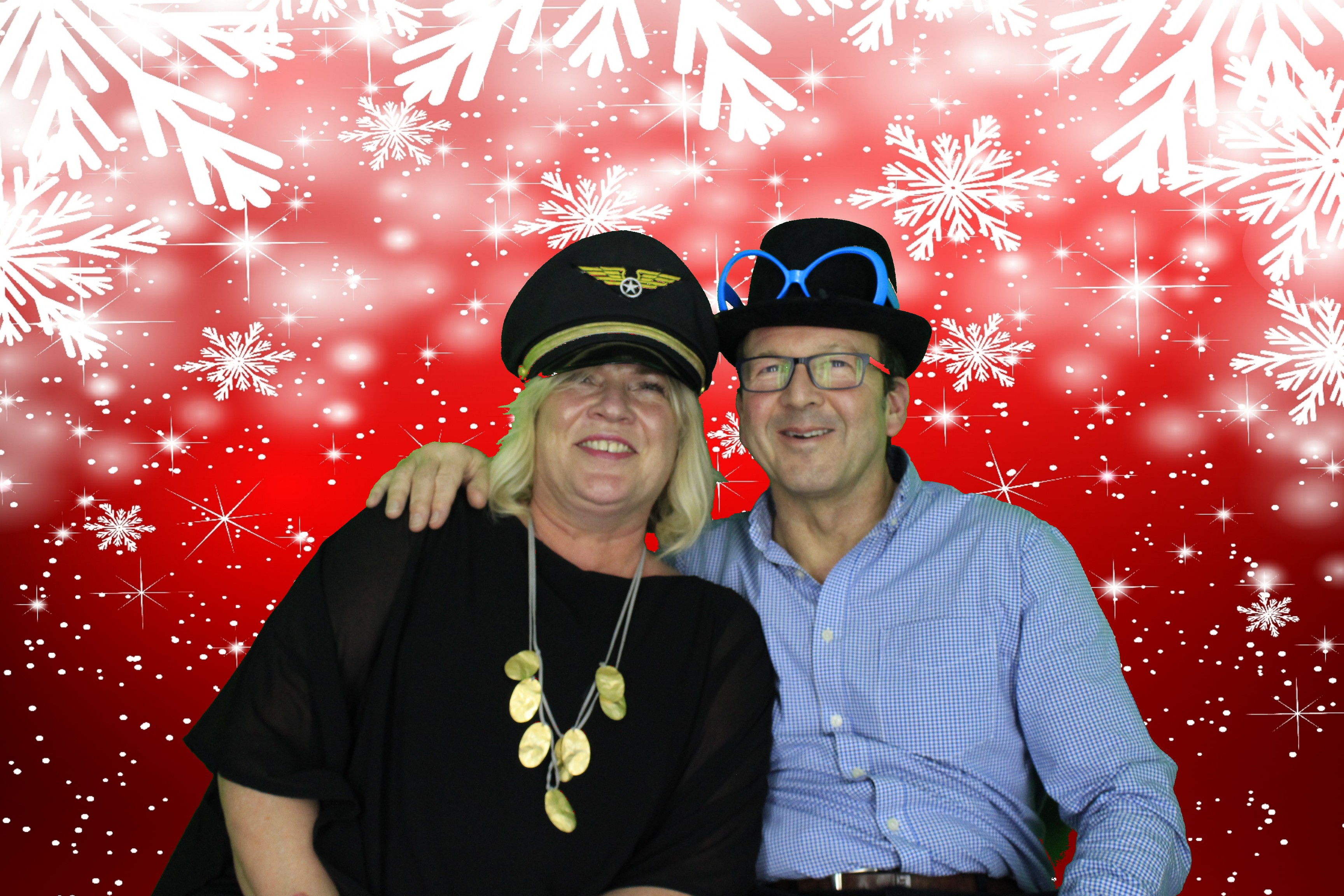 Silvermere Christmas Party  | View more photos from the event at gallery.myphotoboothexperience.co.uk/u/MyPhotoBoothExperienceLtd/Silvermere-Christmas-Party-0